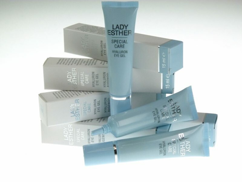 Oog contour verzorging